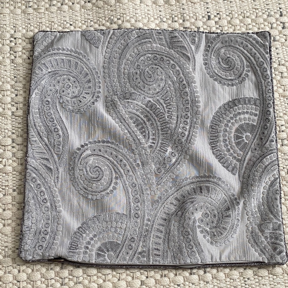 Pier1 Elegant Paisley Pocket Squares (2 covers)